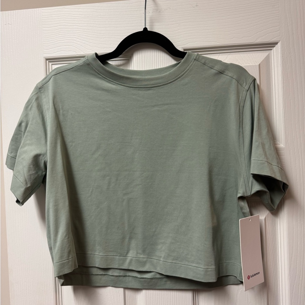 Lululemon Green Crop Top
